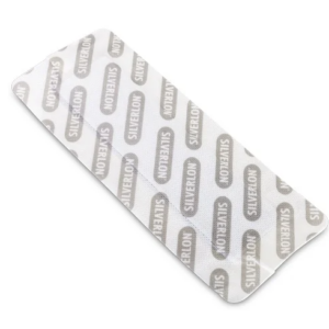 LÁMINA QUIRÚRGICA ISLAND DRESSING SILVERLON 10.16X25.40CM